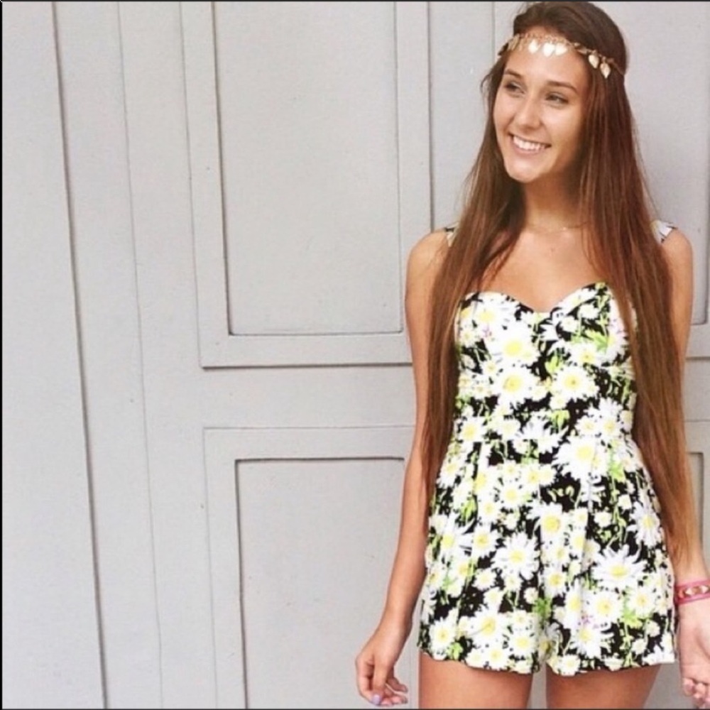 LF Daisy Floral Print Romper Playsuit